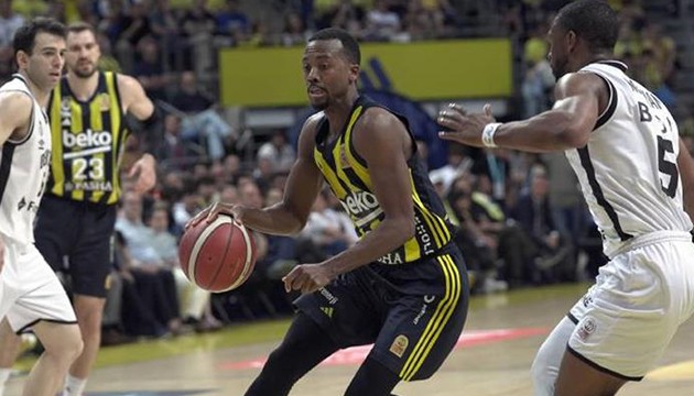 Final serisinde sıra üçüncü maçta