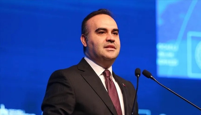 Bakan duyurdu: Türkiye Ay'a gidecek