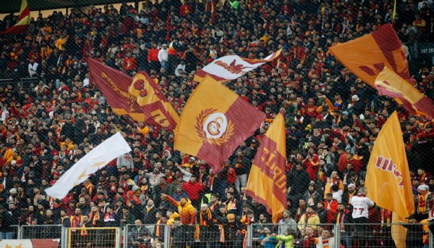 Galatasaray'ın gündeminde borçları sıfırlamak var