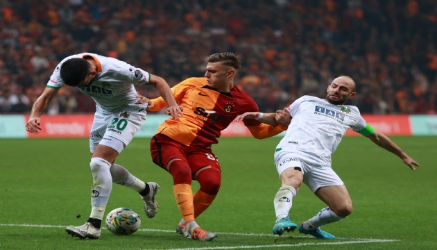 Lider Galatasaray güçlü Alanyaspor deplasmanında! İşte muhtemel 11'ler