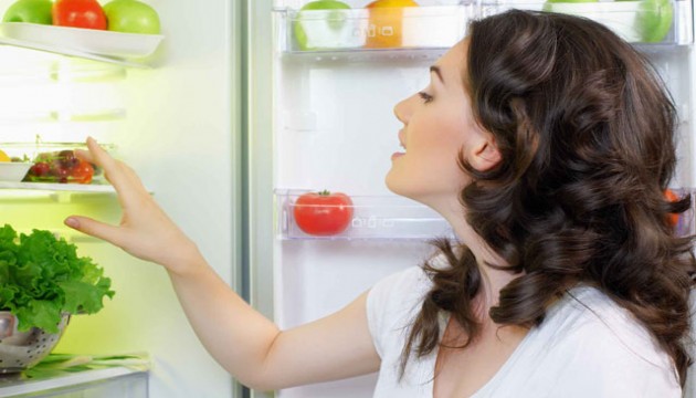 Uzmanı uyardı: Yazın bu yiyecekleri asla tüketmeyin!