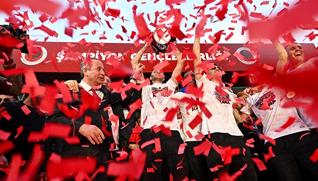 Gençlerbirliği kupasını aldı