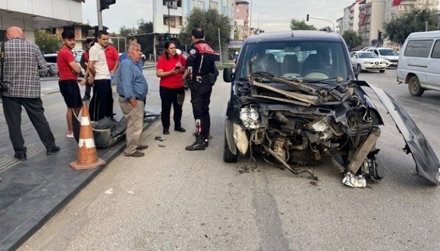 Kaza yapıp yaralanan ehliyetsiz sürücüye 36 bin lira ceza kesildi