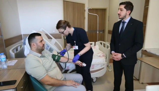 Nadir omurilik tümörü 6 saatlik operasyonla çıkarıldı