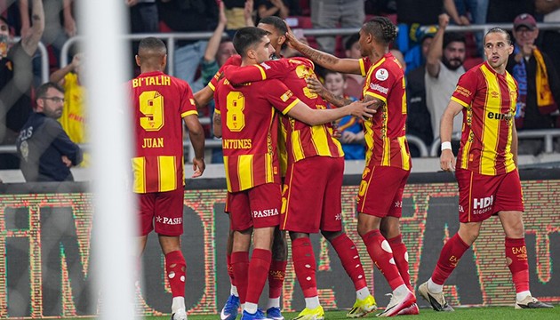 Göztepe'de ayrılık kararı