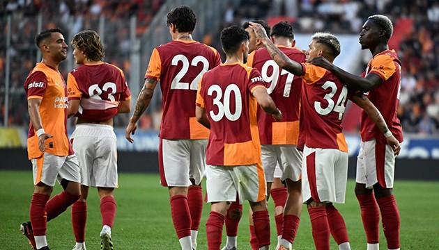 Galatasaray Cagliari karşısında