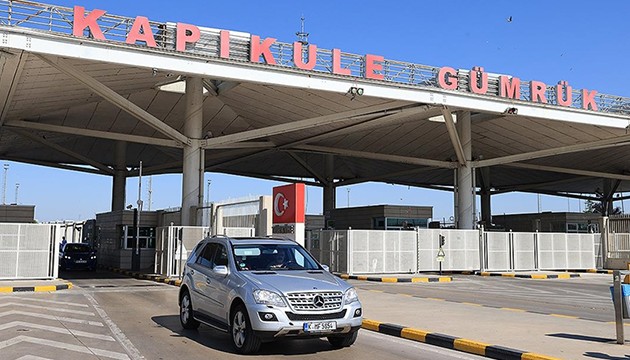 Gurbetçilerin yurda gelişleri devam ediyor