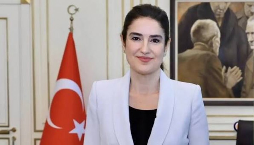 İmamoğlu'nun danışmanlığından istifa etti