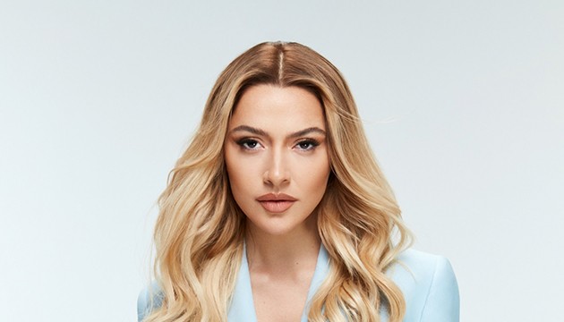 Hadise'den kadına şiddete tepki