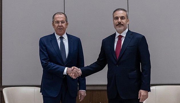 Bakan Fidan'dan kritik görüşme