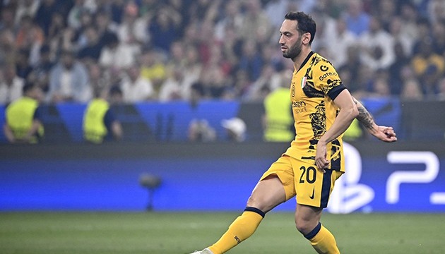 Hakan'dan sakatlık haberi