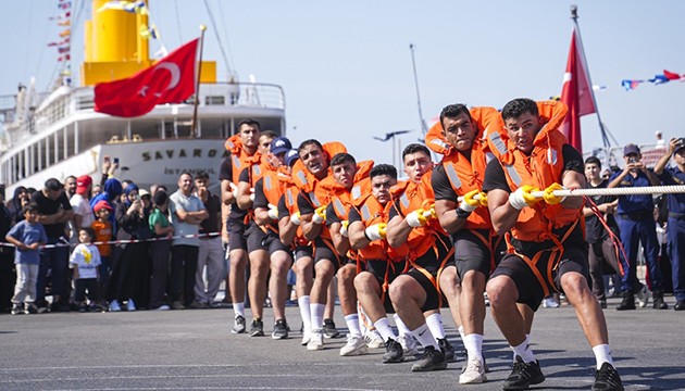 TEKNOFEST'te halat çekme yarışması