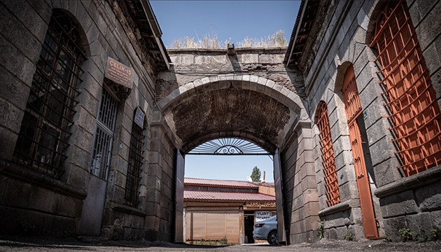 Tarihi hanlar restore edilecek