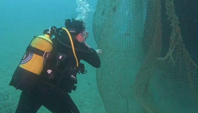 Denizden tonlarca ağırlıkta hayalet ağ çıkarıldı