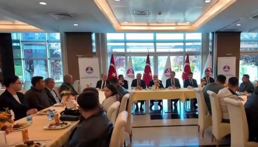 Alevi gençler AYM, TBMM ve TUSAŞ'ı ziyaret etti