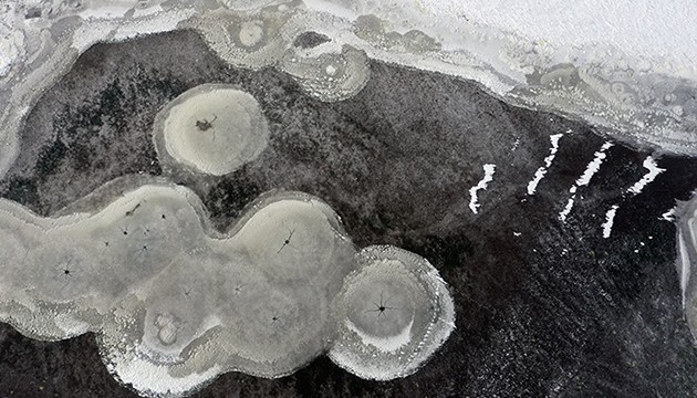 Iğdır'da sulak alanlar dondu