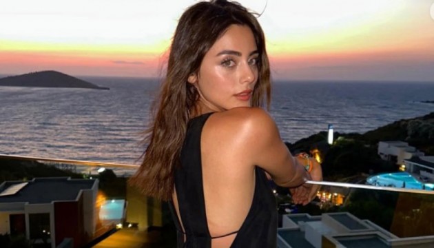 Sıla Türkoğlu'nun göz kamaştıran pozları!