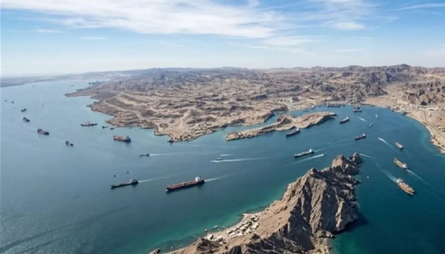 Bakan Bolat'tan Hürmüz Boğazı açıklaması: Alternatif rotayı duyurdu