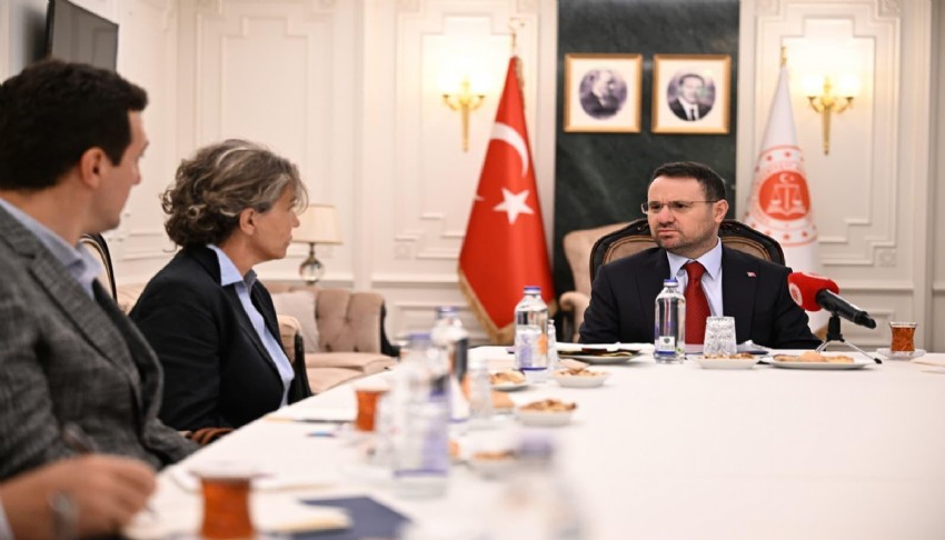 Bakan Gürlek'ten iki kritik görüşme: 