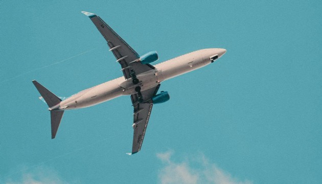 Yolcu uçağı paniği: Türk F-16'lar havalandı
