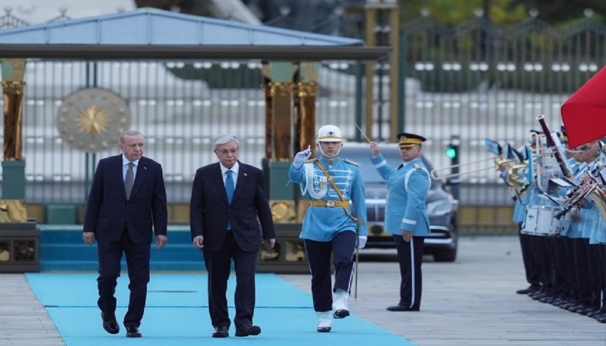 Külliye'de Tokayev'e resmi tören
