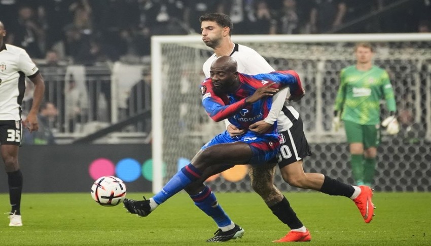 Dolmabahçe'de kazanan yok: 10 kişi Beşiktaş beraberliğe razı oldu