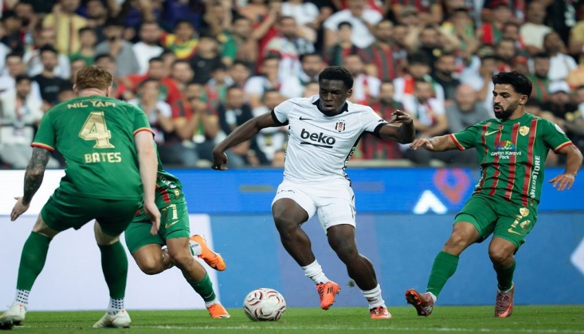 Amedspor Beşiktaş'ı da devirdi, Süper Lig'in yeni lideri oldu
