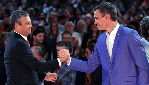 Pedro Sanchez'den Yeni Parti mesajı