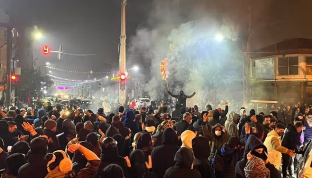 İran'daki protestolarda ölü sayısı açıklandı: Dramatik artış görüldü