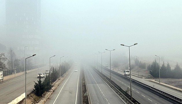 Kırıkkale'de sis etkili oldu