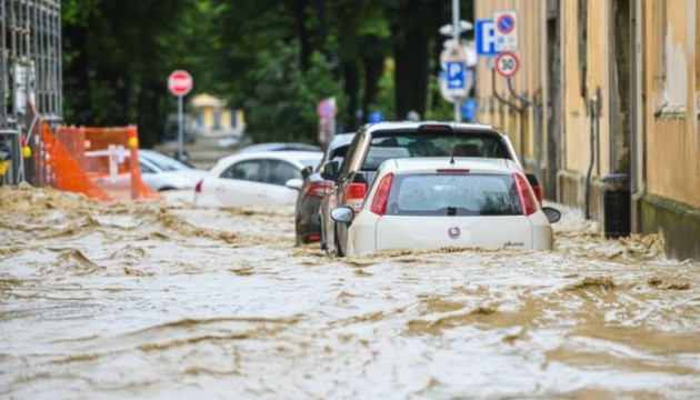 İtalya'daki sel felaketinde ölenlerin sayısı 13'e yükseldi