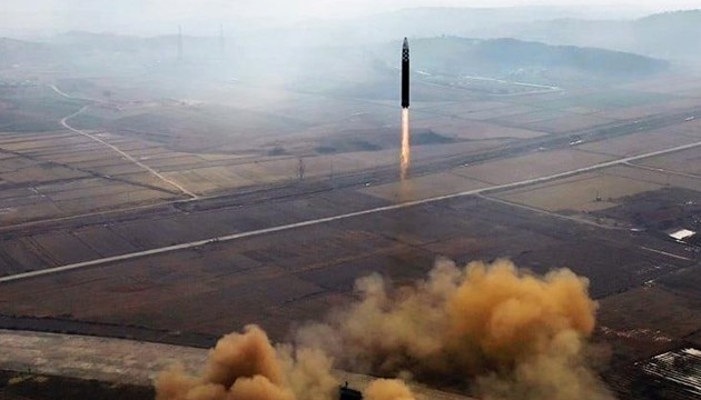 Japonya'dan ilk kez füze denemesi