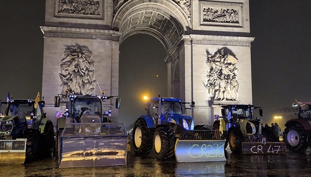 Çiftçilerden protesto