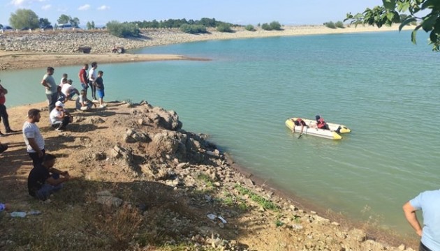 Samsun'da baraj gölüne giren 2 genç hayatını kaybetti