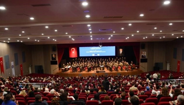 199 yıllık Armoni Mızıka'nız var!