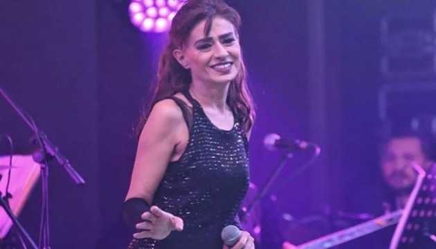 Yıldız Tilbe herkesi uyardı! Başı sahte hesaplarla dertte...