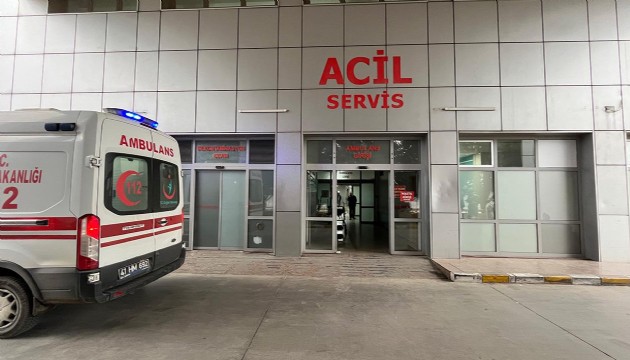 Tavuk döner yiyen 51 kişi hastanelik oldu