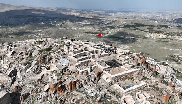 5 bin yıllık kale turizme kazandırılacak