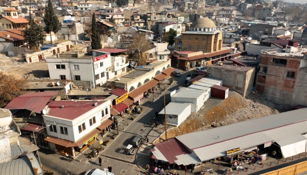 Tarihi çarşı ayağa kalkıyor