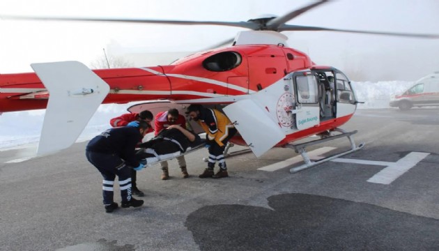 Ambulans helikopter imdada yetişti