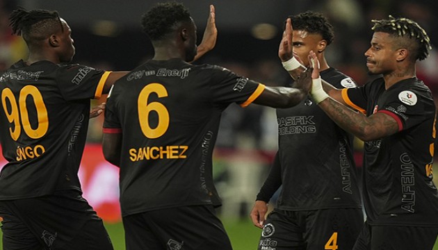 Galatasaray'da ilk transfer içeriden: Sözleşmesi uzatıldı