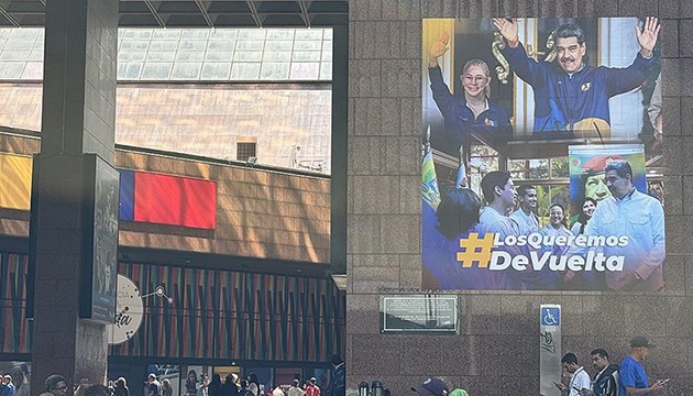 Venezuela'da Maduro çağrısı