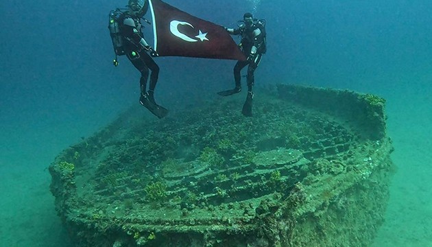 Çanakkale Savaşları'ndan kalan gemiye dalış yapıldı