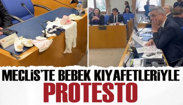 Meclis'te bebek kıyafetleriyle protesto