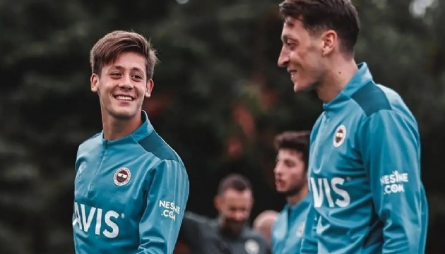 Mesut Özil'den Arda Güler'e telefon