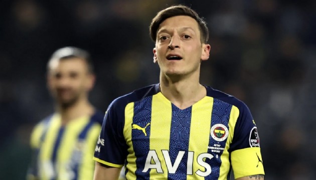 Futbolu bırakan Mesut Özil'in serveti dudak uçuklattı!