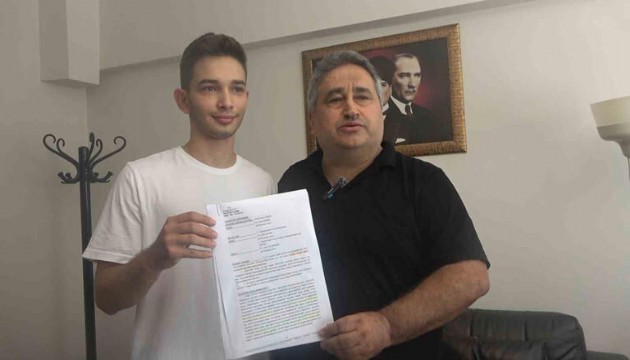 YÖK'ü dava etti baraj puanı değişti