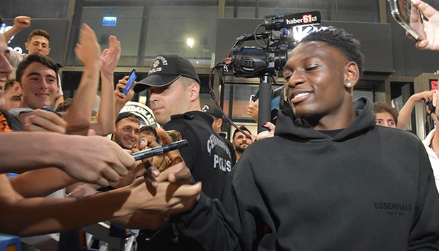 Olaigbe, Trabzon'a geldi