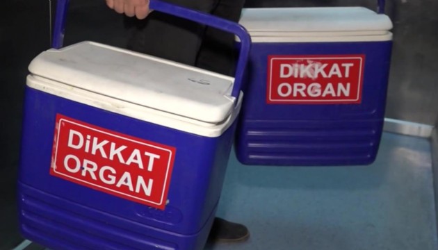 Türkiye'de 32 bin 500 kişi organ nakli bekliyor