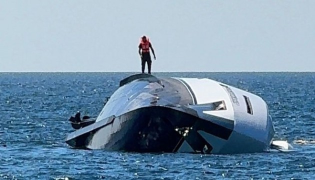 Zonguldak'ta lüks yat denize indikten 15 dakika sonra battı